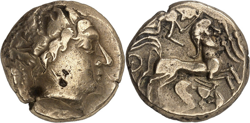 GAULE
Andécaves. Statère dit "à l'aigrette" ND (fin IIe - première moitié du Ier...