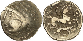 GAULE
Aulerques Éburovices. Hémistatère au sanglier, var. 3 ND (début du Ier siècle avant J.-C. jusqu'à la Guerre des Gaules).
Av. Tête laurée à gauch...