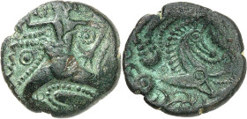 GAULE
Bellovaques. Bronze au personnage courant, Classe I au cheval ND (second tiers du Ier siècle avant J.-C. et Guerre des Gaules).
Av. Personnage c...