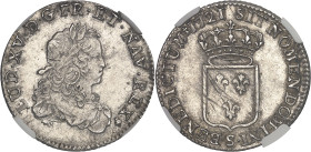 FRANCE / CAPÉTIENS
Louis XV (1715-1774). Tiers d’écu de France, flan neuf 1721, S, Reims.NGC AU 58 (6633192-038).
Av. LUD. XV. D. G. FR. ET NAV. REX (...