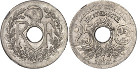 FRANCE
IIIe République (1870-1940). Essai de frappe de 25 centimes Lindauer, grand module 1913, Paris.NGC MS 64 (3954698-016).
Av. RF autour du trou c...