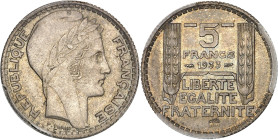 FRANCE
IIIe République (1870-1940). Essai de 5 francs Turin en bronze-argenté 1933, Paris.PCGS SP64 (argent) (80507684).
Av. REPUBLIQUE FRANÇAISE. Têt...