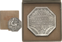 FRANCE
IIIe République (1870-1940). Médaille, Exposition internationale des Arts décoratifs et industriels modernes, petit module, par P. Turin 1925, ...