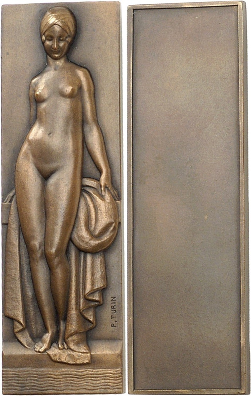 FRANCE
IIIe République (1870-1940). Plaque uniface, la baigneuse par P. Turin ND...