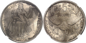 NOUVELLE-CALÉDONIE
Ve République (1958 à nos jours). Épreuve de 5 francs UNION FRANÇAISE en bronze-argenté, par Bazor 1952, Paris.NGC MS 62 (silvered-...