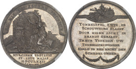 PAYS-BAS
Amsterdam (ville d’). Médaille, incendie du théâtre de Van Campen d’Amsterdam (Amsterdamse Schouwburg) le 7 mai 1772, par Th. van Berckel 177...