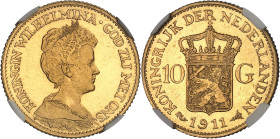 PAYS-BAS
Wilhelmine (1890-1948). 10 florins, Flan bruni (PROOF) 1911, Utrecht.NGC PF 65 CAMEO (583948-005).
Av. KONINGIN WILHELMINA. GOD ZIJ MET ONS*....