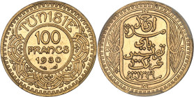 TUNISIE
Ahmed, Bey (1929-1942). 100 francs Or 1930 - AH 1349, Paris.PCGS MS66 (45584076).
Av. TUNISIE. Au centre : 100 FRANCS (date). 
Rv. Légende et ...