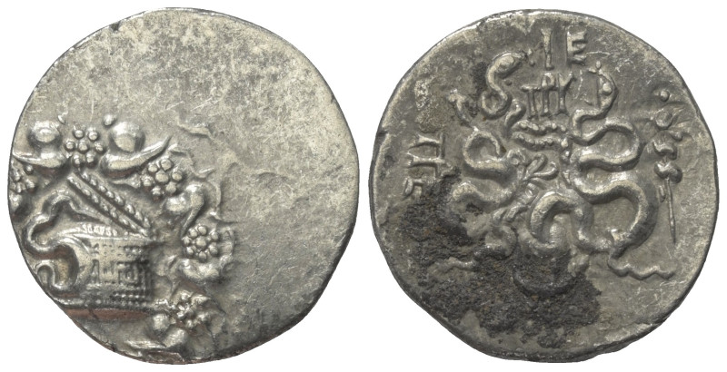 Mysien. Pergamon.

 Cistophor (Silber). Ca. 85 - 76 v. Chr.
Vs: Cista mystica...
