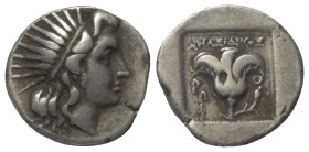 Inseln vor Karien. Rhodos.

 Drachme (Silber). Ca. 170 - 150 v. Chr.
Vs: Kopf des Helios mit Strahlenkrone rechts.
Rs: Rose mit Knospe auf der rec...