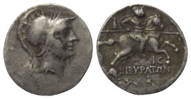 Phrygien. Kibyra.

 Drachme (Silber). Ca. 166 - 84 v. Chr.
Vs: Männlicher Kopf mit Helm rechts.
Rs: Reiter mit Speer nach rechts galoppierend, zwi...