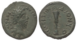 Moesia Inferior. Dionysopolis. Commodus (177 - 193 n. Chr.).

 Bronze.
Vs: Kopf mit Lorbeerkranz rechts.
Rs: Fackel.

17 mm. 2,54 g. 

Varbano...