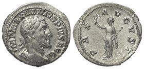 Maximinus I. Thrax (235 - 238 n. Chr.).

 Denar (Silber). 235 - 236 n. Chr. Rom.
Vs: IMP MAXIMINVS PIVS AVG. Büste mit Lorbeerkranz, Paludament und...