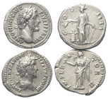 Römische Münzen - Lots. Kaiserzeit.


Lot (2 Stück, Silber): Denare des Antoninus Pius (138 - 161 n. Chr.).

Sehr schön.

Verkauft wie besehen,...