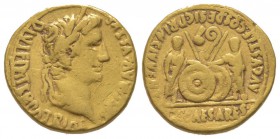 Augustus 27 avant J.C. - 14 après J.C. Aureus, Lugdunum (Lyon), 2 avant J.C.-14 après J.C., AU 7.85 g Avers: CAESAR AVGVSTVS DIVI F PATER PATRIAE Tête...