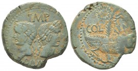 Augustus 27 avant JC - 14 après JC As, Nemausus (Nîmes), 10-14, AE 11.98 g Avers: IMP DIVI (F T P P) Têtes adossées d'Agrippa, coiffée de la couronne ...