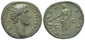 Antoninus Pius 138 - 161 Dupondius, Rome, 139, AE 11.84 g Avers: ANTONINVS AVG PIVS P P TR P COS III Tête radiée à droite Revers: SALVS AVG S C Salus ...