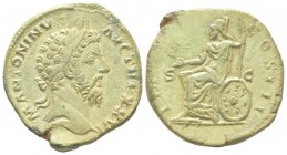 Marcus Aurelius 161 - 180 Sestertius, Rome, 161-176, AE 19.58 g Avers: ANTONINVS AVG TR P XXVI Tête laurée à droite Revers: IMP VI COS III S C Roma as...