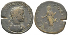 Elegabalus 218 - 222 Sestertius, Rome, 221, AE 22.25 g Avers: IMP CAES M AVR ANTONINVS PIVS AVG Buste lauré et drapé à droite Revers: P M TR P IIII CO...