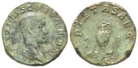 Maximinus I 235 - 238 pour Maximus Caesar As, Rome, 236, AE 11.8 g Avers: MAXIMVS CAES GERM Buste drapé à droite Revers: PIETAS AVG S C Instruments sa...