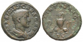 Maximinus I 235 - 238 pour Maximus Caesar As, Rome, 235-238, AE 11.75 g. Avers: MAXIMVS CAES GERM Buste drapé et cuirassé à droite Revers: PIETAS AVG ...