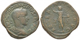 Gordianus III 238 - 244 Sestertius, Rome, 240, AE 22.6 g Avers: IMP GORDIANVS PIVS FEL AVG Buste lauré, drapé et cuirassé Revers: AETERNITATI AVG S C ...