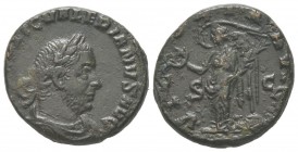 Valerianus 253 - 260 As, Rome 254, AE 8.82 g Avers: IMP C P LIC VALERIANVS AVG Buste lauré et drapé à droite Revers: VICTORIA AVGG S C Victoria debout...