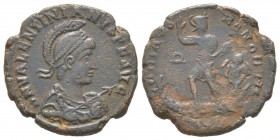 Valentinianus II 375 - 392 Maiorina, Costantinople, AE 5.7 g Avers: D N VALENTINIANVS P F AVG Buste cuirassé à droite Revers: GLORIA ROMANORVM Valenti...
