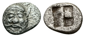 Lesbos, Methymna. AR Tetartemorion, 0.27 g 1.39 mm. Circa 500/480-460 BC.
Obv: Facing head of Silenos.
Rev: Quadripartite incuse square.
Ref: Hauck & ...