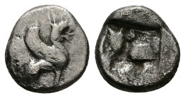 Ionia, Teos. AR Triobol. 2.74 g 13.45 mm. Circa 510-475 BC.
Obv: Griffin seated right 
Ref: Rough incuse square.
Ref: Balcer group XXI, 51-6; SNG Cope...
