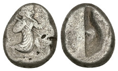 Persia, Achaemenid Empire. Artaxerxes I - Artaxerxes II (c. 450-375 BC). AR Siglos, 5.39 g 11.02 mm.
 Type IIIb. 
Obv: Persian King/hero kneeling-runn...