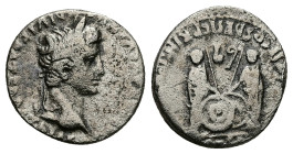 Augustus, 27 BC-AD 14. AR, Denarius. 3.50 g. 18.04 mm. Lungdunum.
Obv: CAESAR AVGVSTVS DIVI F PATER PATRIAE. Head of Augustus, laureate, right.
Rev: A...