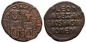 Leo VI the Wise and Alexander, AD 886-912. AE, Follis. 7.23 g. 25.98 mm. Constantinople. 
Obv: [+ LЄ]OҺ-SALЄ[ΞAҺδR]OS. Leo on left and Alexander on ri...