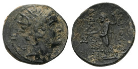 Seleukid Kingdom, Antiochos IV Epiphanes. Ae. 6.13 g 19.86 mm. 175-164 BC. Antioch on the Kallirhoe (Edessa) .
Obv: Radiate and diademed head right.
R...
