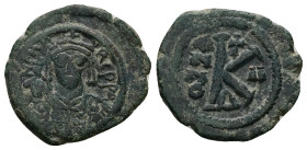 Maurice Tiberius, AD 582-602. AE, Half Follis. 5.95 g. 22.19 mm. Constantinople. Dated RY 2 (583/4)
Obv: D N MAVRC PP A. Crowned, draped and cuirassed...