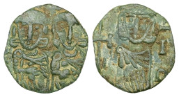 Constantine V Copronymus and Leo IV, AD 741-775. AE, Follis. 2.41 g. 17.45 mm. Syracuse.
Obv: Frontal busts of Constantine V bearded on left and Leo I...