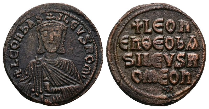 Leo VI the Wise, AD 886-912. AE, Follis. 7.80 g. 27.39 mm. Constantinople.
Obv: ...