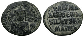 Constantine VII Porphyrogenitus and Romanus I, AD 913-959. AE, Follis. 5.51 g. 26.88 mm. Constantinople.
Obv: + RωMAҺ ЬASILЄVS RωM. Crowned, bearded, ...