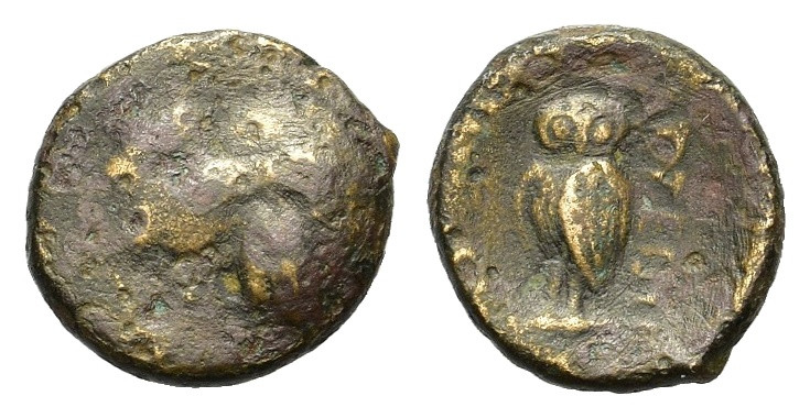 Italy, Lucania, late 5th century BC. Æ Velia (13,6 mm, 2,4 g). Head of Herakles ...