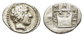 Macedon, Olynthos. 425-420 BC. AR Tetrobol (17mm, 2.30 gr). Laureate head of Apollo.
R/ X – A – Λ – KIΔ – EΩN Cithara; all within incuse square. Robin...