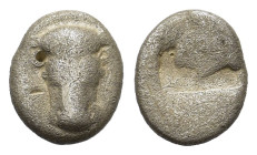 Phokis, Federal Coinage. 449-447 BC. AR Triobol (12 mm, 2,40gr.). Frontal bull's head. R/ Φ-O-K-I Head of Artemis to right, her hair in a loop at the ...