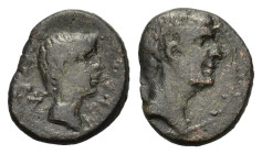Macedon. Thessalonica. Augustus with Divus Julius Caesar 27
BC-14 AD. AE (16,5mm, 4,00gr.). ΘEOC. Bare head of Divus Julius Caesar
right. R/ ΘECCAΛONI...