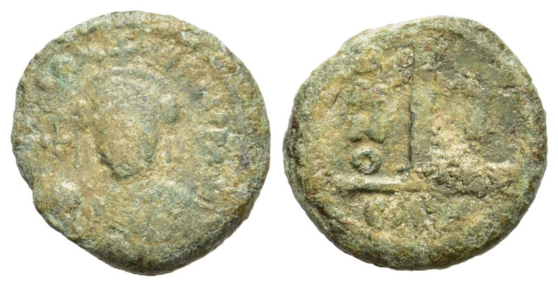 Maurice Tiberius. AD 582 - 602. Æ Decanummium (15,7 mm, 3,4 g) Thessalonica Mint...