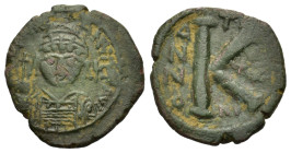 Maurice Tiberius. AD 582-602 . Æ Half-follis (24,5 mm, 7,5 g). Of Thessalonika, yr. 7. Facing bust R/ Large K.