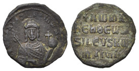 Constantine VII Porphyrogenitus, with Romanus I, 913-959. Follis
(25mm, 6,00gr.) Constantinopolis, 931-944. +RωmAҺ' bASILЄVS' Rωm' Facing bust of Roma...