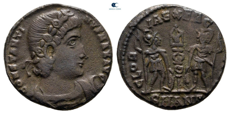 Constantine I the Great AD 306-337. Antioch
Follis Æ

15 mm, 1,57 g



ve...