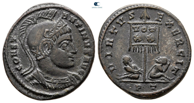 Constantine I the Great AD 306-337. Ticinum
Follis Æ

19 mm, 3,22 g



ve...