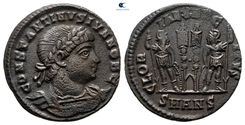 Constantine II, as Caesar AD 317-337. Antioch
Follis Æ

18 mm, 1,94 g



...