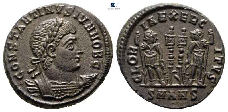 Constantine II, as Caesar AD 317-337. Antioch
Follis Æ

18 mm, 2,42 g



...