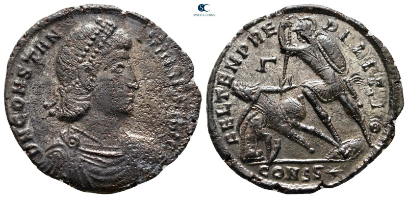 Constantius II AD 347-361. Constantinople
Follis Æ

24 mm, 4,00 g



very...